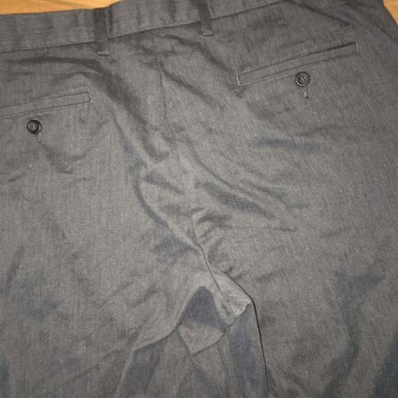 Dockers Men's Classic Fit Flat Front 38x30 - Picture 7 of 7